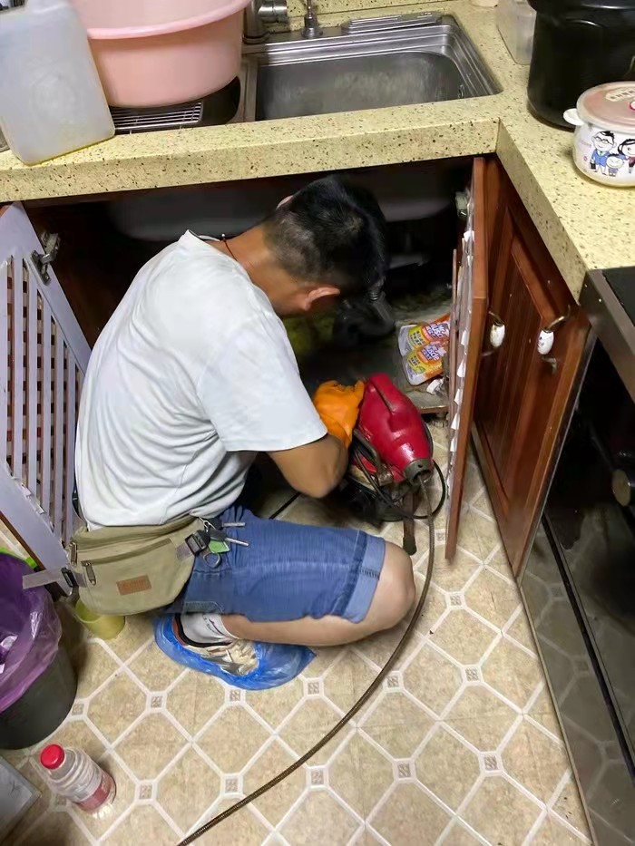 凤凰镇通下水道