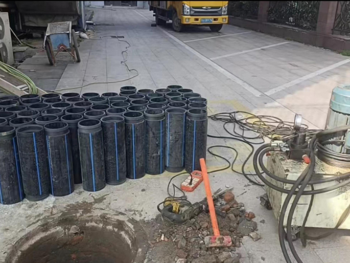 凤凰镇PE置换管厂家 DN315置换管 非开挖管短管置换